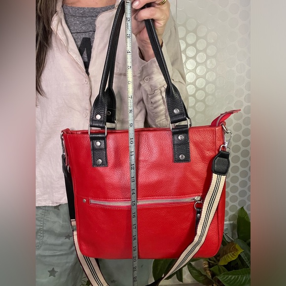 Satchel bag for women in red and black 100% leather, strap. Excellent quality. - Picture 6 of 17